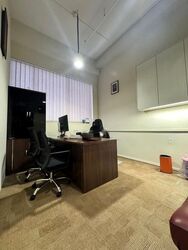 One Pemimpin (D20), Factory #610989731